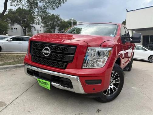 2024 Nissan Titan SV