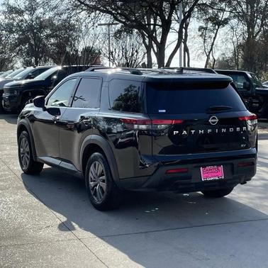 2024 Nissan Pathfinder SV FWD