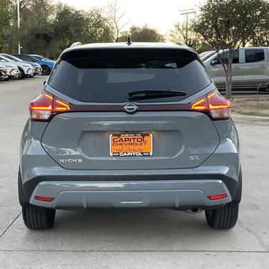 2024 Nissan Kicks SR