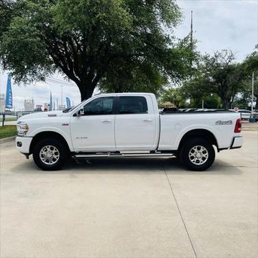 2022 RAM 2500 Laramie Crew Cab 4x4 6'4' Box