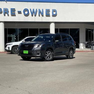 2024 Subaru Forester Premium