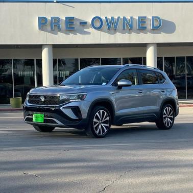 2024 Volkswagen Taos 1.5T SE