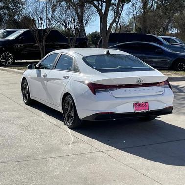 2023 Hyundai ELANTRA HEV Blue