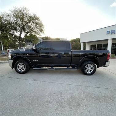 2022 RAM 2500 Laramie Crew Cab 4x2 6'4' Box
