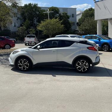 2018 Toyota C-HR XLE