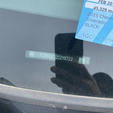 2025 Chevrolet Silverado 1500 LT