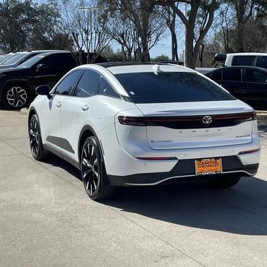 2025 Toyota Crown Platinum