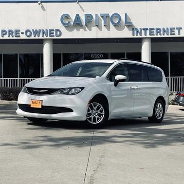 2021 Chrysler Voyager LXI