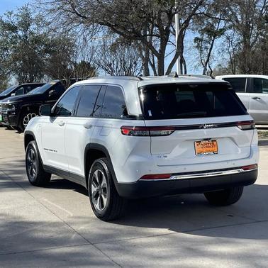 2022 Jeep Grand Cherokee 4xe Base