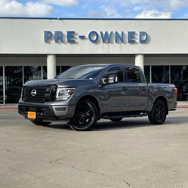 2024 Nissan Titan SV