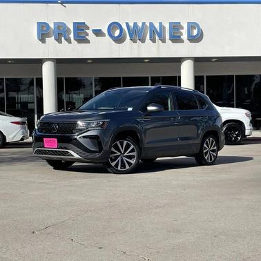 2024 Volkswagen Taos 1.5T SE