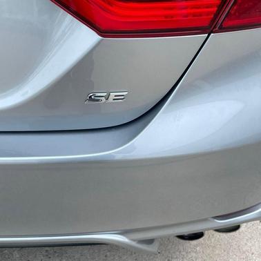 Celestial Silver Metallic 2023 Toyota Camry SE