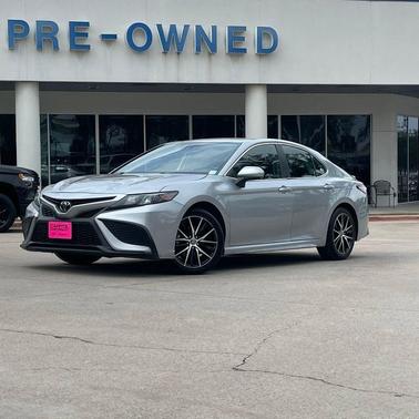 Celestial Silver Metallic 2023 Toyota Camry SE