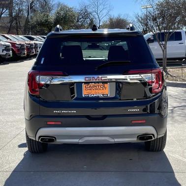 2023 GMC Acadia AWD SLT