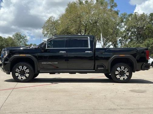 2024 GMC Sierra 2500 Denali