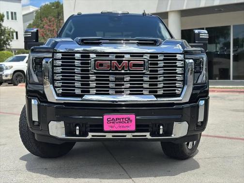 2024 GMC Sierra 2500 Denali