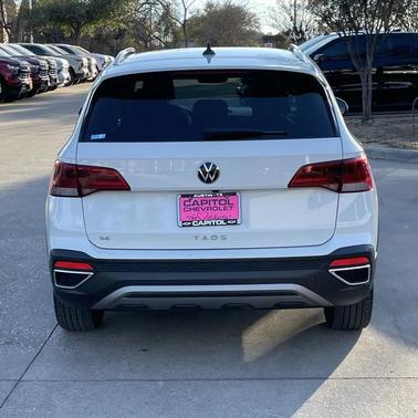 2024 Volkswagen Taos 1.5T SE