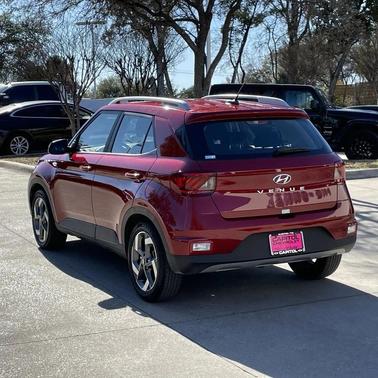 2025 Hyundai VENUE SEL