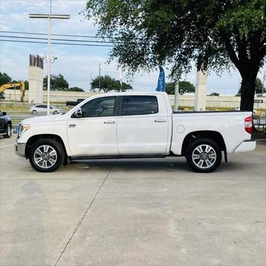 2019 Toyota Tundra SR5