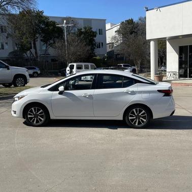 2024 Nissan Versa 1.6 SV