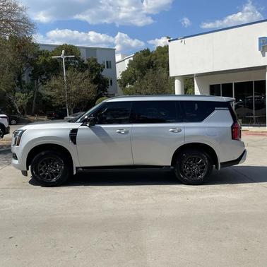 2025 Nissan Armada SV 2WD