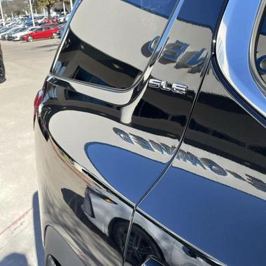 2023 GMC Acadia FWD SLE