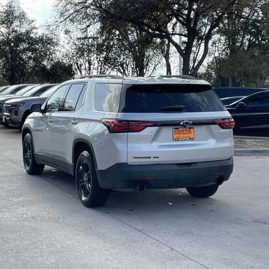 2022 Chevrolet Traverse LS
