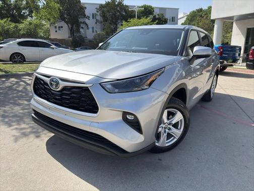 2023 Toyota Highlander Hybrid LE