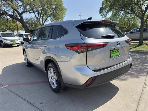 2023 Toyota Highlander Hybrid LE