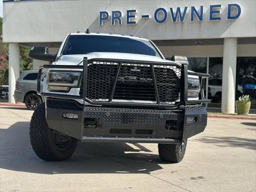 2022 RAM 2500 Laramie Crew Cab 4x4 6'4' Box