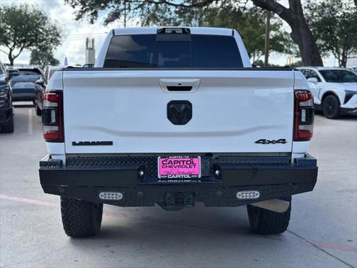 2022 RAM 2500 Laramie Crew Cab 4x4 6'4' Box