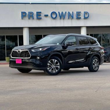 2024 Toyota Highlander XLE