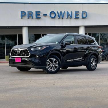 2024 Toyota Highlander XLE