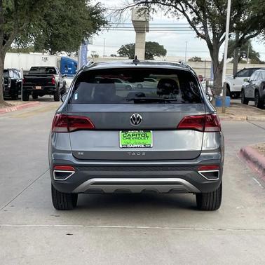 2024 Volkswagen Taos 1.5T SE