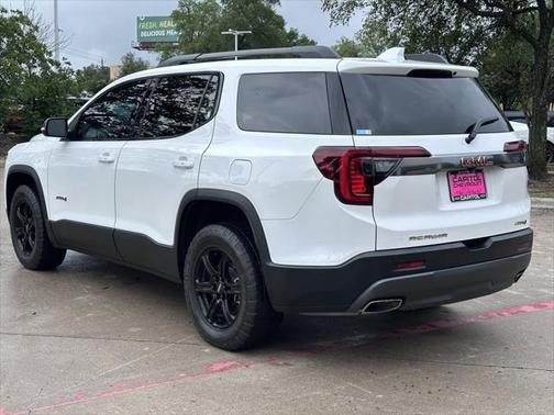 2023 GMC Acadia AWD AT4