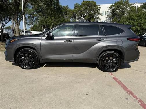 2022 Toyota Highlander L