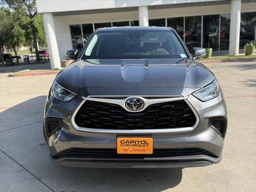 2022 Toyota Highlander L