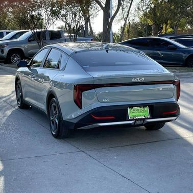 2025 Kia K4 LXS