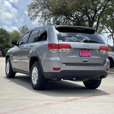 2019 Jeep Grand Cherokee Laredo