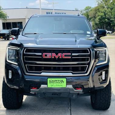 2023 GMC Yukon XL 4WD AT4