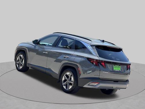 Gray 2025 Hyundai TUCSON SEL