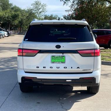 Whi White 2025 Toyota Sequoia SR5