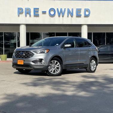 2022 Ford Edge Titanium