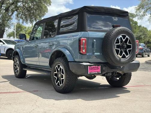 2021 Ford Bronco Base