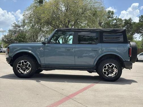 2021 Ford Bronco Base