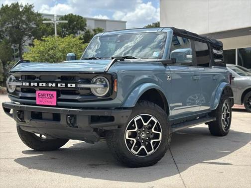 2021 Ford Bronco Base
