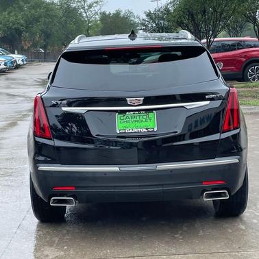 Stellar Black Metallic 2024 Cadillac XT5 Luxury