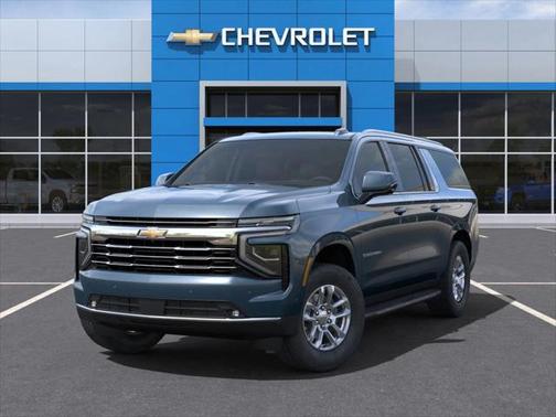 2025 Chevrolet Suburban LT