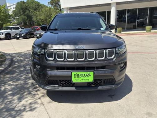 2022 Jeep Compass Latitude Lux