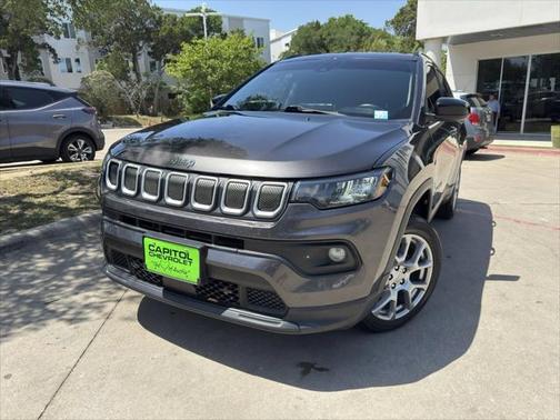 2022 Jeep Compass Latitude Lux